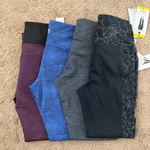 Set of women’s leggings